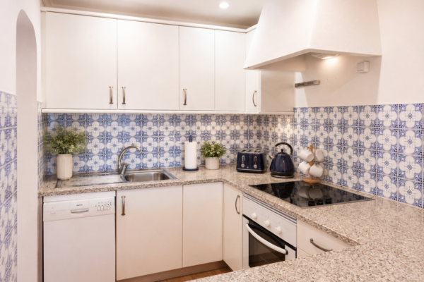 salema apartment kitchen